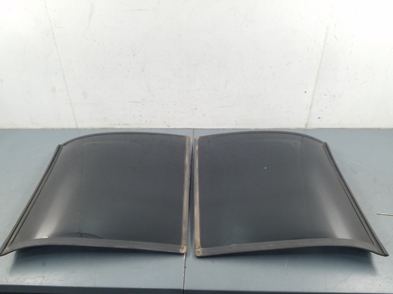 1999 98 99 00 01 02 Pontiac Trans Am OEM T-Tops Pair #4771 E4