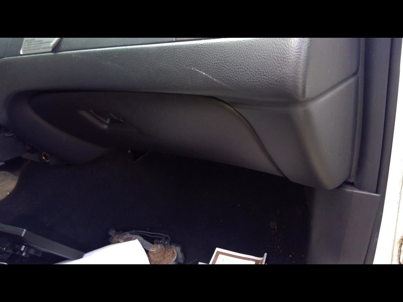 2005-2011 TOWN CAR Glove Box 1634788