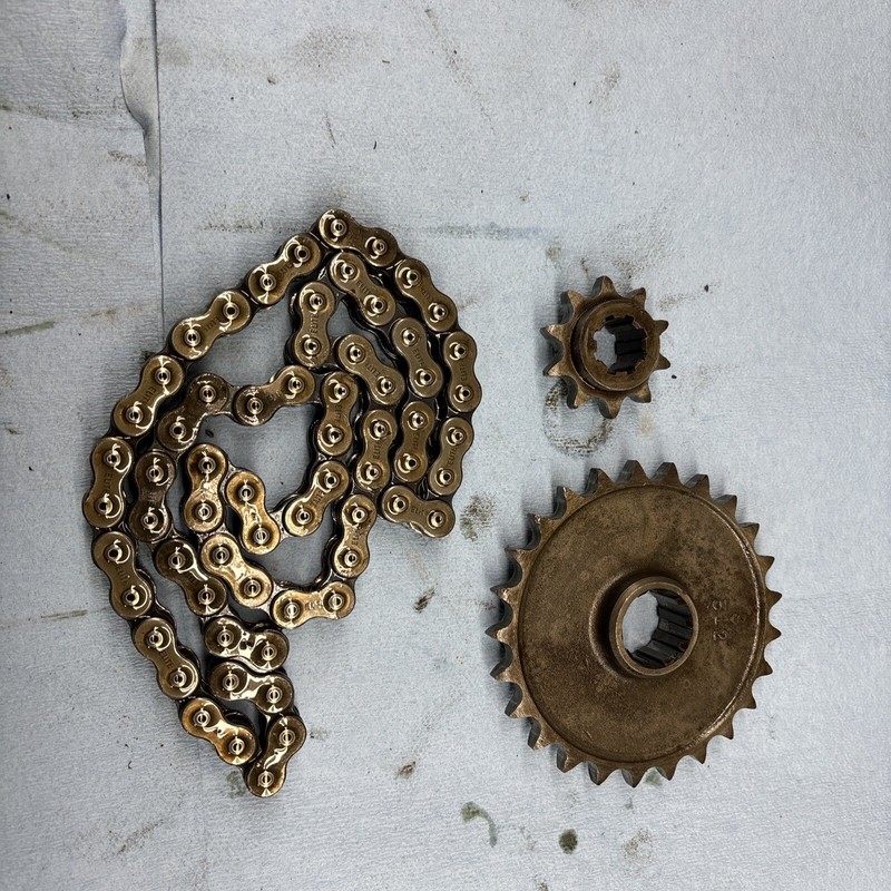 1969 Ski-Doo Olympique Vintage Snowmobile chain case sprockets chain