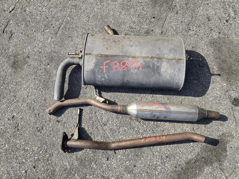 Exhaust Muffler 2025 Nissan Kicks 20100-7LH0A 2026