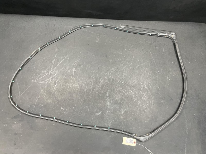 Rear Left Door Weatherstrip 2018 Buick Encore 42571100 2013 2014 2015 2016 -2020