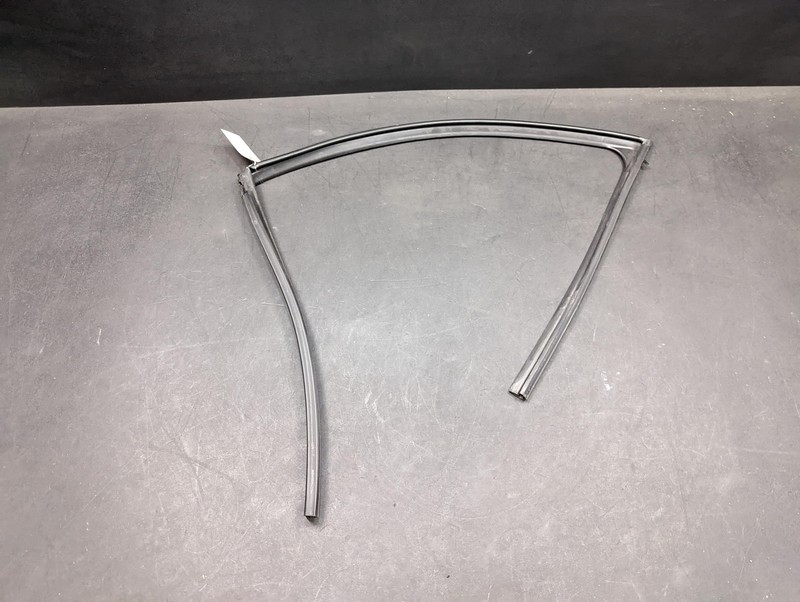 Front Left Door Window Glass Run Channel 2018 Infiniti Q50 80331-4GA0C 16 - 22