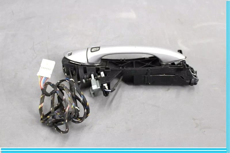 03-06 Mercedes R230 SL500 SL65 Front Right Side Exterior Door Handle Silver OEM