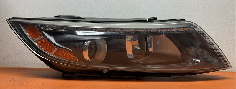 921024U620 | 14 - 2016 Kia Optima Right Headlight Halogen Hybrid OEM RH RF
