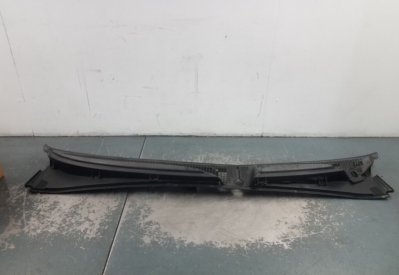 2006 Pontiac GTO Windshield Cowl #6240 A11