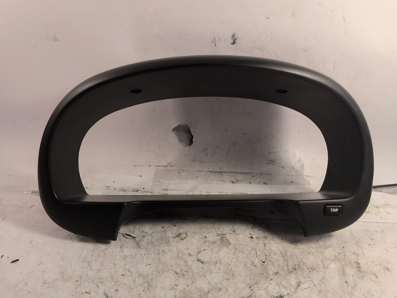 2007 2008 - 2010 Hyundai Elantra Touring Speedometer Surround Trim Cluster Bezel