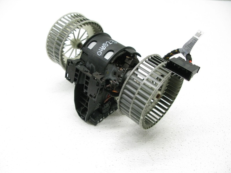 04-10 BMW E63 E64 650i E60 535i 528i AC A/C AIR BLOWER MOTOR OEM 040523