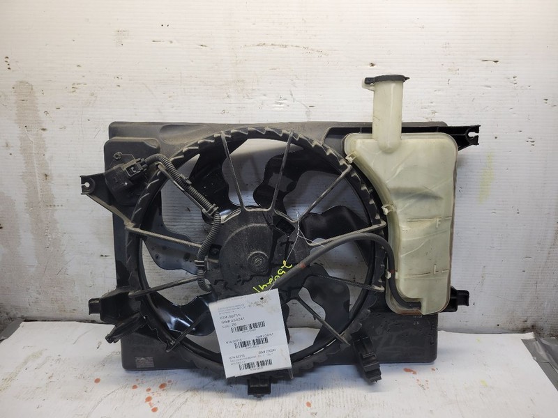 Radiator Fan Motor Fan Assembly Hatchback GT Fits 11-15 ELANTRA 1618323
