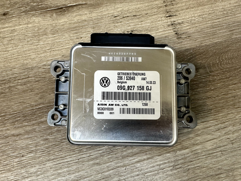 VWTRANMISSION CONTROL MODULE OEM PART# 09G.927.158.GJ