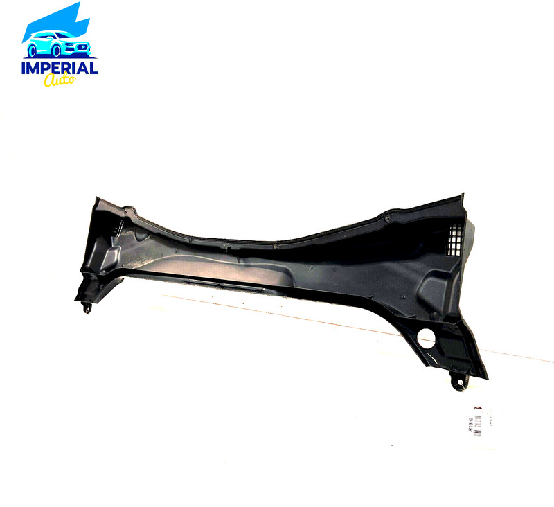 2016 – 2022 Bmw X1 F48 Windshield Wiper Lower Cowl Cover Trim OEM