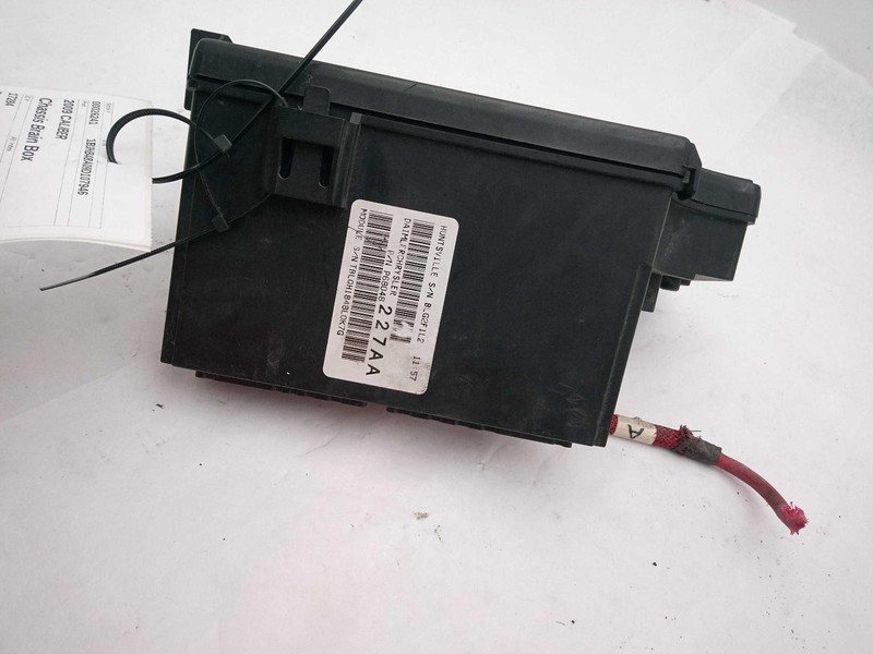 2009 Dodge Caliber Integrated Power Module OEM 68048227AA 139K Miles White