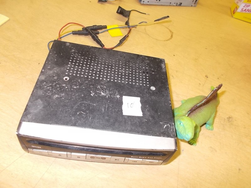 SD140V Multi-Media Disc Player 20070100924*FREE SHIPPING*