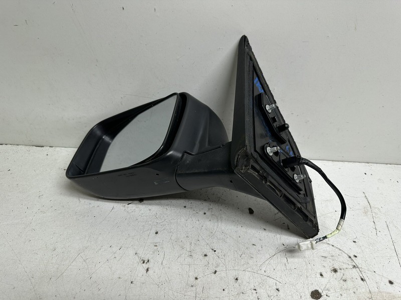 2008-2013 Nissan Rouge left driver power side view exterior door mirror oem