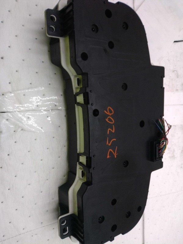 2009 GMC Sierra 2500 Speedometer Gauge OEM Brown 178K Miles NJ25-25206-635653