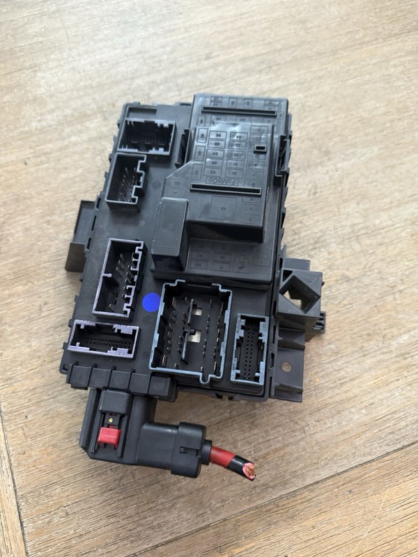 Fusebox BCM Control Relay Module for 07-08 FORD Expedition 7L1T 15604 BL