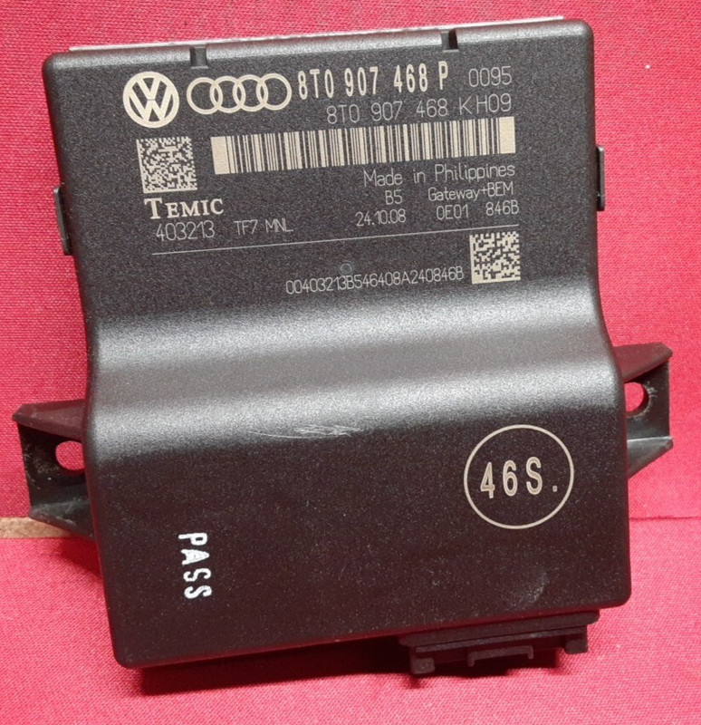 2009 Audi A4 Quattro Network Gateway Interface Control Module 8T0-907-468-P