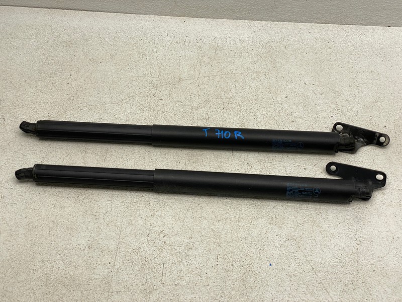 2010-2012 MERCEDES GL450 REAR LEFT & RIGHT TRUNK SHOCK SUPPORT SET OEM LOT710
