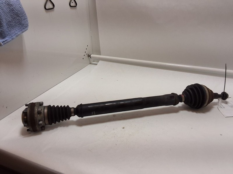 Passenger Axle Shaft Front 3.6L Fits 12-18 PASSAT 3570872