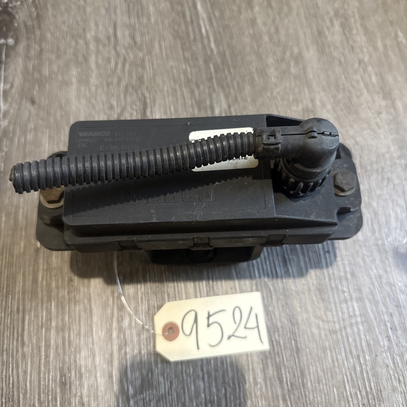 WABCO ABS Control Module - P/N: 4460650750