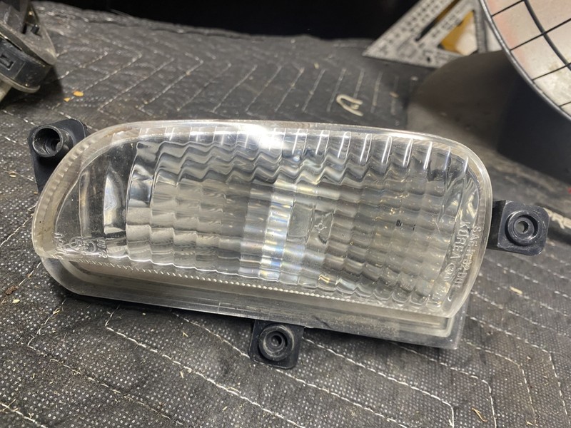 2004 - 2009 Kia Amanti Left Reverse Light OEM