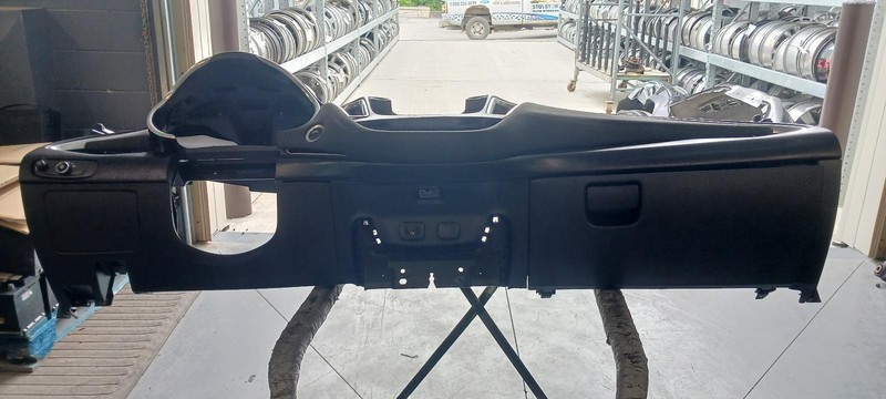 16-'18 CHEVROLET MALIBU dashboard Dash Panel UQF OEM Guaranteed!