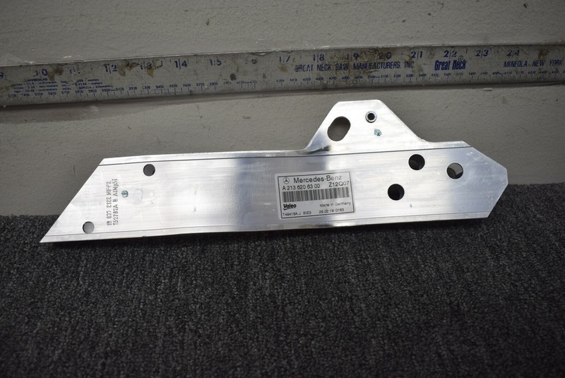 MERCEDES BENZ E CLASS FRONT SLAM PANEL SUPPORT BRACKET FACTORY OEM