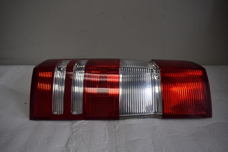 2015 SPRINTV25 Tail Lamp 758519 MERCEDES