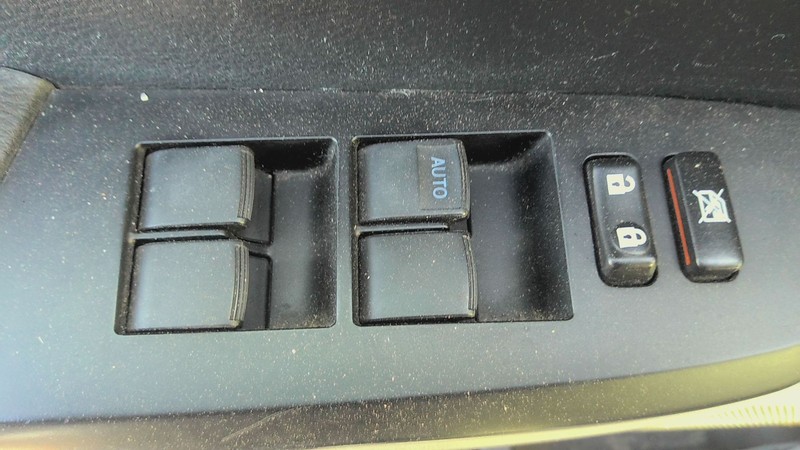 Door Switch Front TOYOTA TUNDRA 10 11 12 13 14