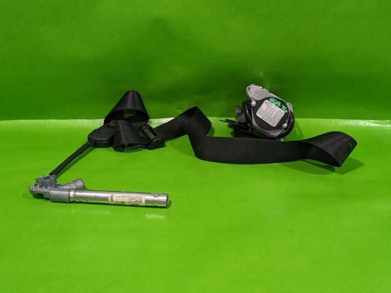 14-17 GHIBLI PASSENGER RIGHT FRONT SEAT BELT RETRACTOR OEM 4519-76