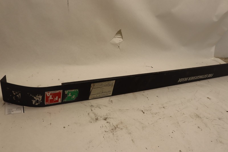 2013-2018 MACK CXU613 RIGHT SIDE UNDER SLEEPER PANEL FAIRING 64 3/4' LONG OEM