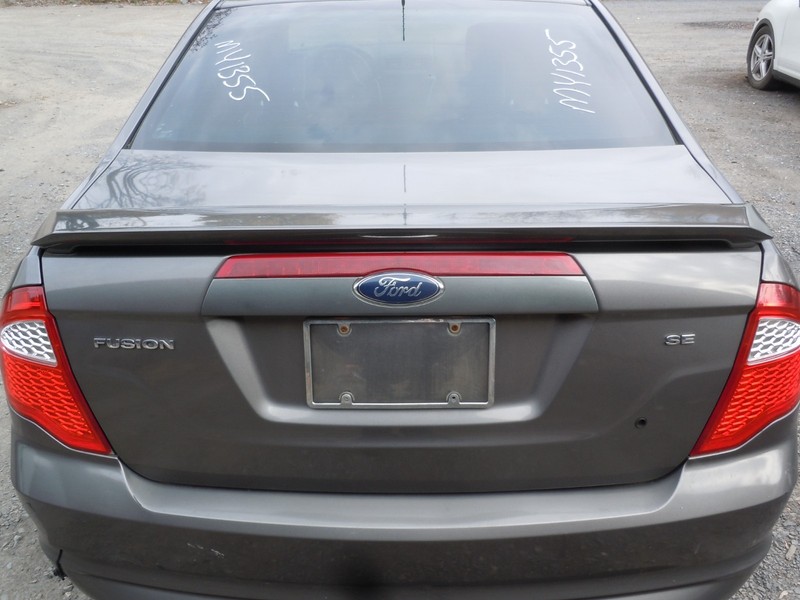2010-2012 Ford Fusion Rear Trunk Deck Lid W/ Spoiler W/O Camera OEM UJ
