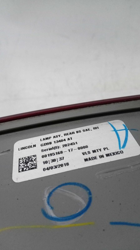 2018 Lincoln Continental Right Blue Tail Light Assembly OEM Used 622322