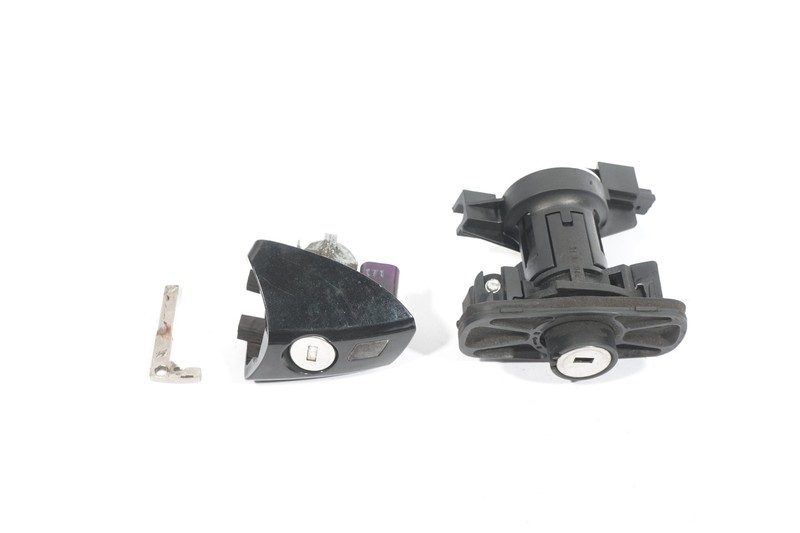 10-13 MERCEDES BENZ E350 4MATIC DRIVER DOOR TRUNK KEY BLADE LOCK SET OF 3 OEM