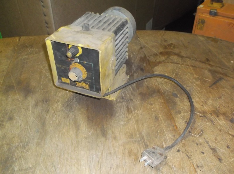 LIquid Metronics D731-22 Metering Pump 115V 3.0A 3.0-Amp *FREE SHIPPING*