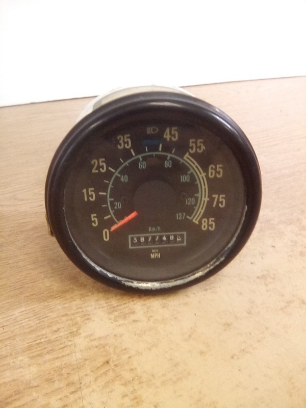 International 7SM28047H1 Speedometer Gauge