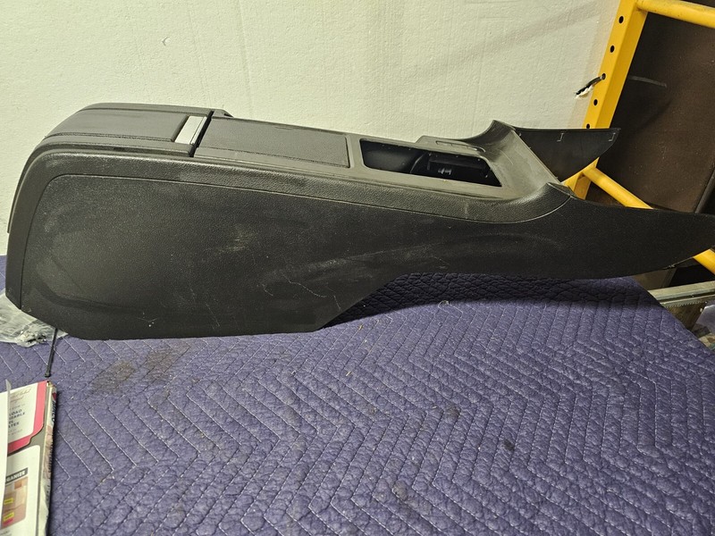 2010 11 12 13 2014 Ford Mustang Center Console