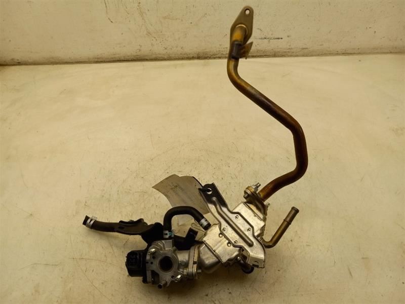 2015 TOYOTA PRIUS C TWO 1.5L FWD AT EGR VALVE