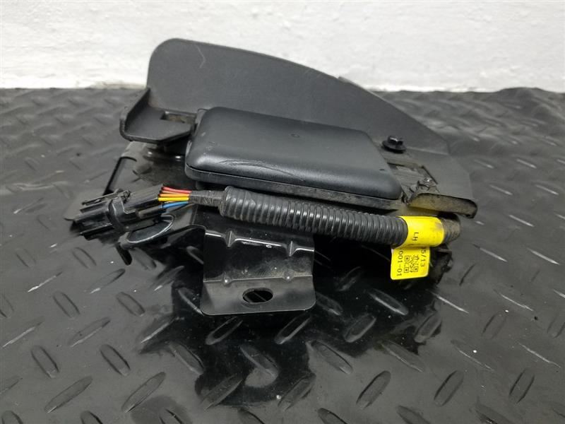 17-18 Huyndai Elantra Left Driver Radar Unit Blind Spot Module OEM 95811-F2001