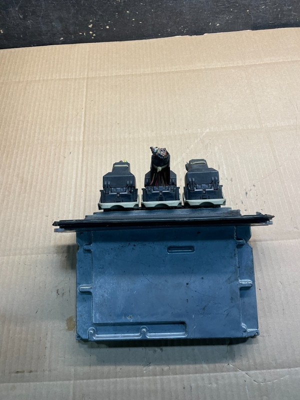 2004 Ford Explorer Mountaineer Engine Control ECU 4l2a-12a650-aee X8753 DG