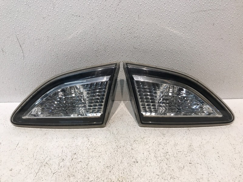 10 11 12 13 Mazda 3 Driver Left Right Passenger Tail Light Sedan Lid Mounted OEM