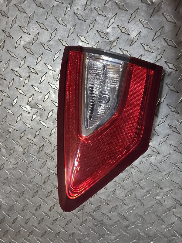 2013-2016 Ford Fusion Rear Passenger Inner Tail Light Tail Lamp Oem Outer