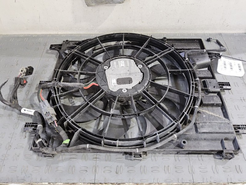 2020 Chevy Equinox Radiator Fan Motor Fan Assembly 2.0L w/Tow Package Opt V92