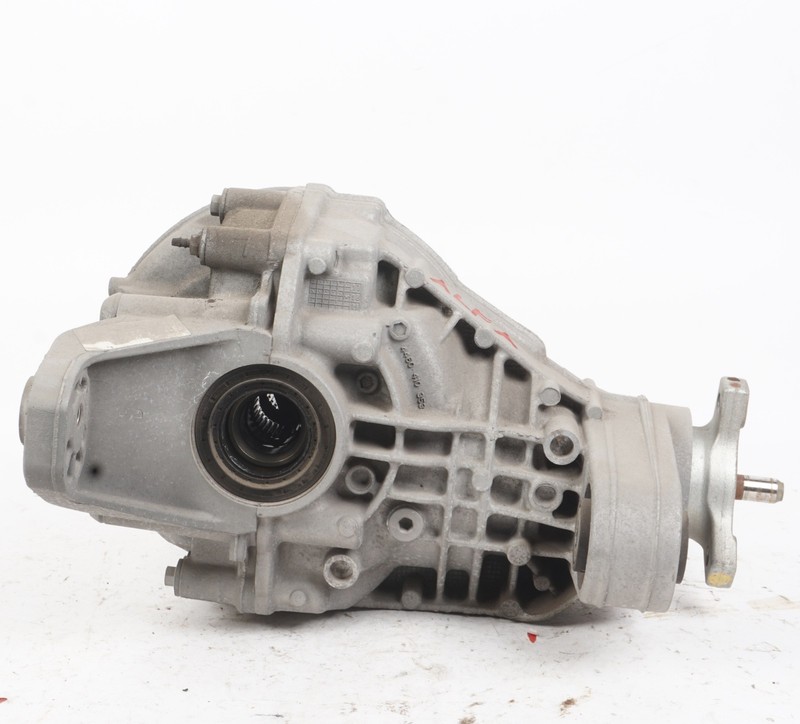 2017 - 2022 ALFA ROMEO GIULIA AWD REAR DIFFERENTIAL AXLE CARRIER ASSEMBLY OEM