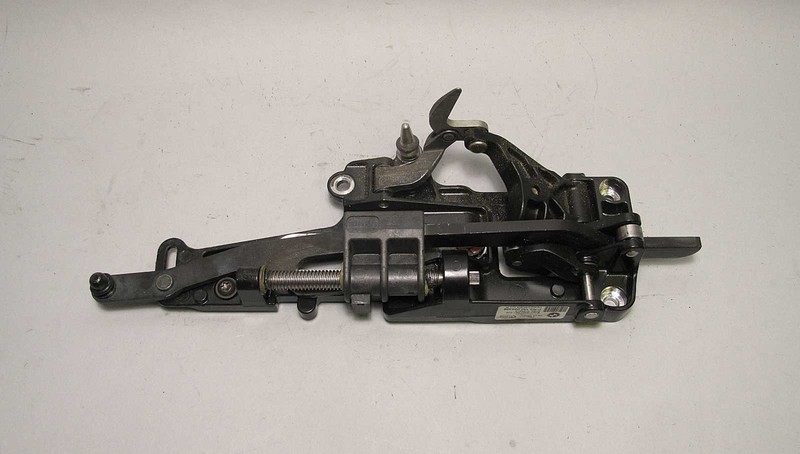 BMW E64 6-Series Convertible Cabrio Right Front Folding Top Lock Latch 2004-2010