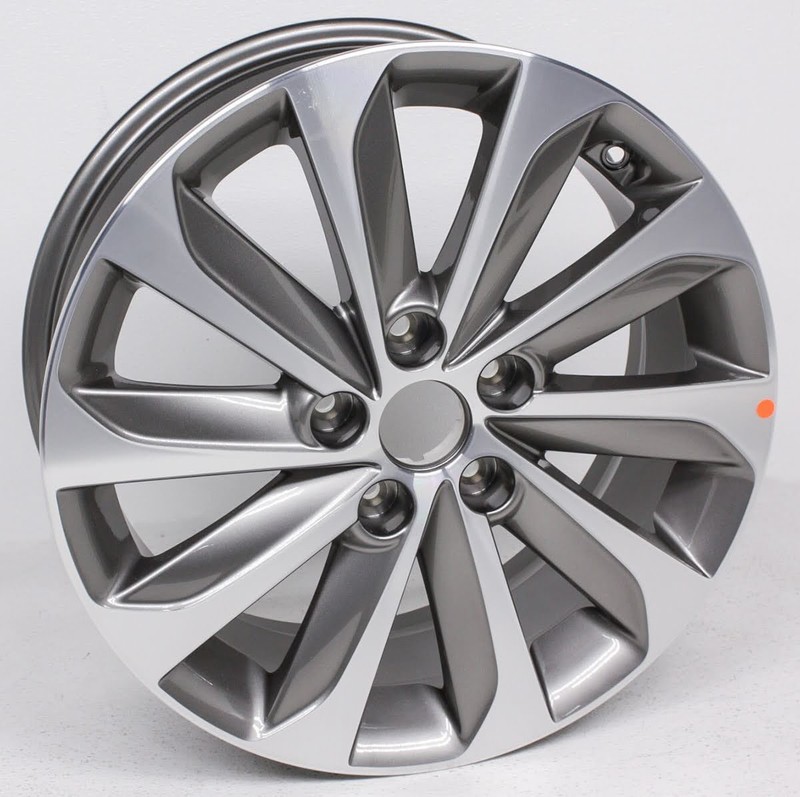 OEM Hyundai Sonata 17 inch Wheel 52910-C2380 Scratches