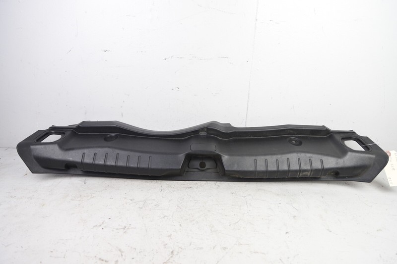 2014-2020 MASERATI GHIBLI TRUNK LATCH LOCK SILL SCUFF PLATE TRIM COVER OEM 52K