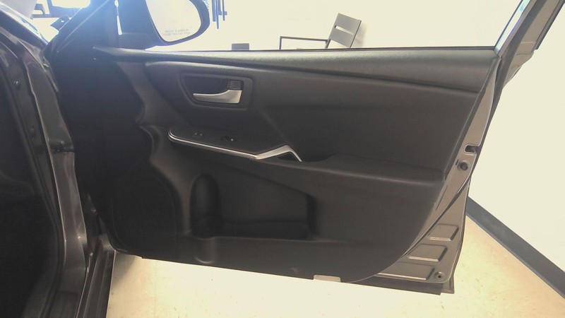 Front Door Trim Panel TOYOTA CAMRY Right 16 17 15