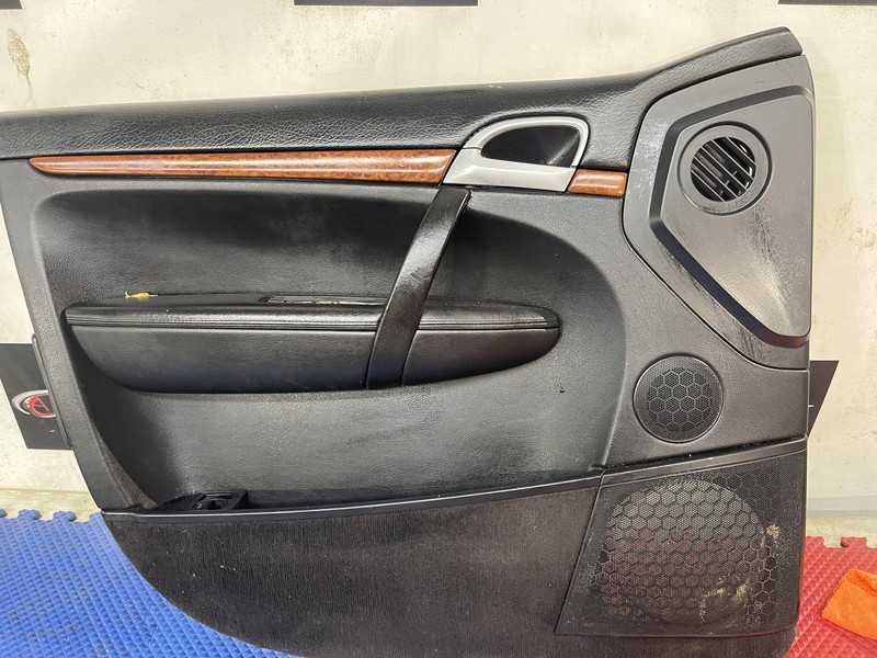 2003-2006 Porsche Cayenne Front Driver Left Door Panel Tested Oem !