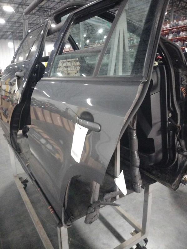 Volkswagen Tiguan 2014 Left Rear Door GREY 211918 0536