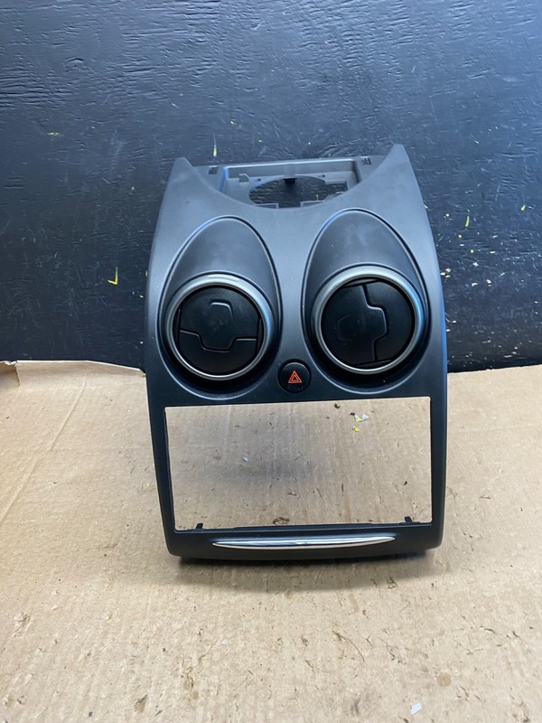OEM 2011 2012 2013 Nissan Rogue Dash Upper Center Radio Bezel Trim Z1715 DG